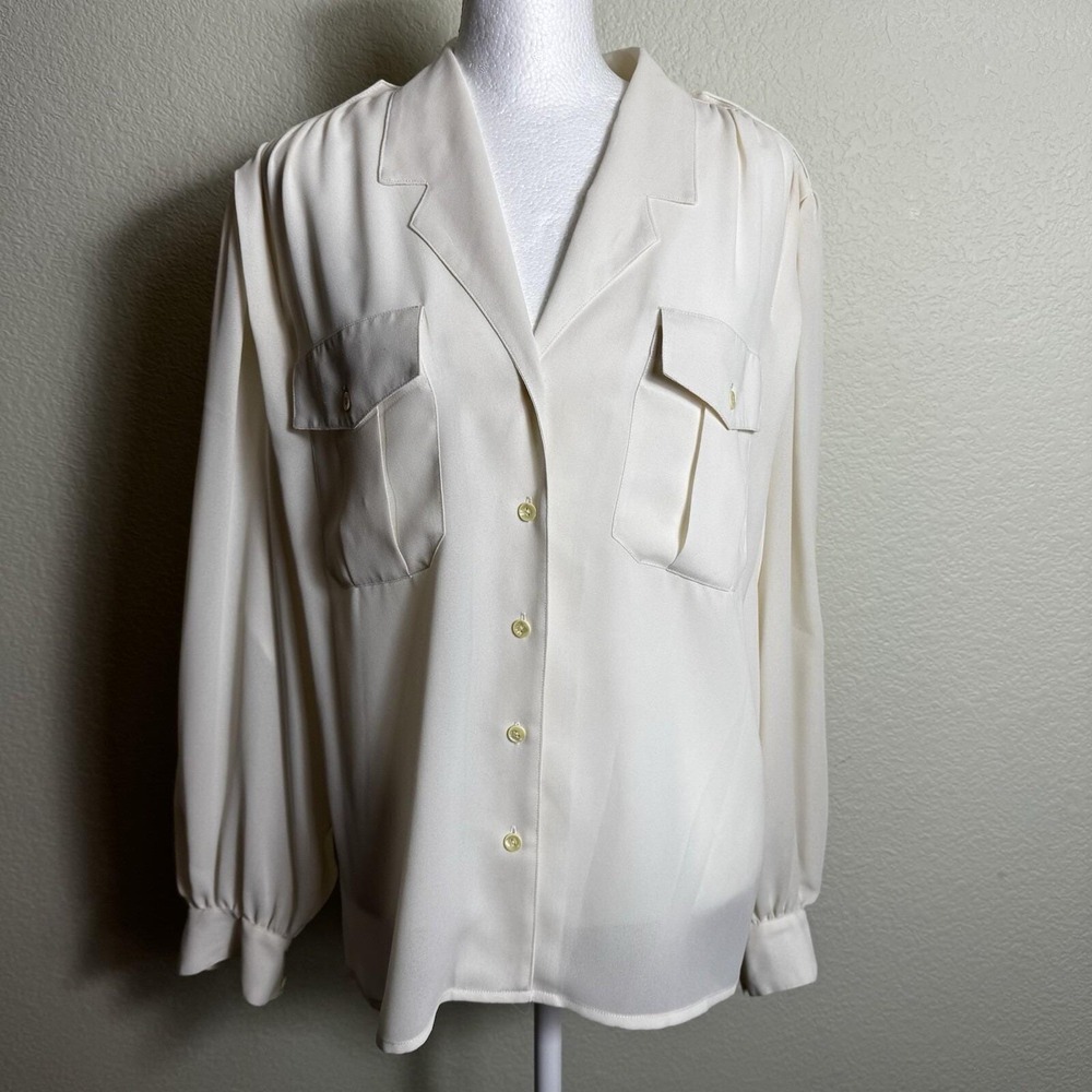 Chaus Shirt 10 Women Cream Silky Button Down 1980s Safari Secretary‎ Top Vintage
